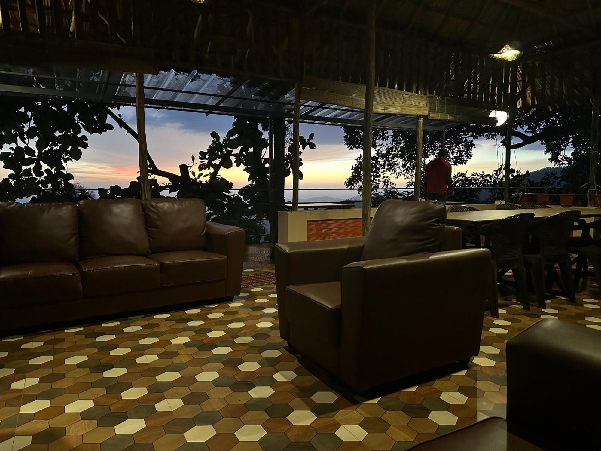 Sunset Valley Kerala Pool Resort - Serene Natural Forest Cottage Stay In Idukki With Sunrise & Sunset Panoramas, Natural Streams & Tranquil Summer Evenings Pirmed Bagian luar foto