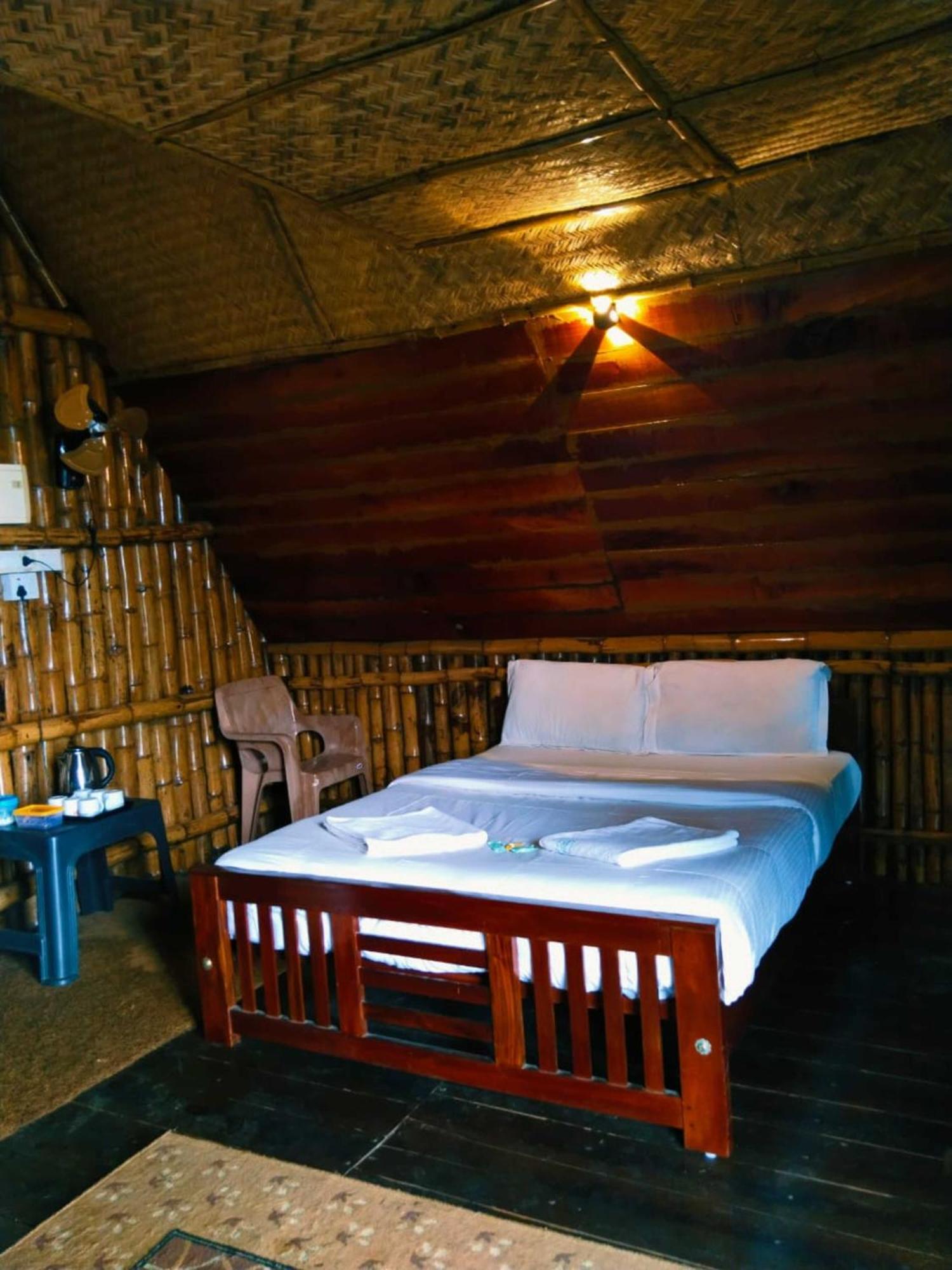 Sunset Valley Kerala Pool Resort - Serene Natural Forest Cottage Stay In Idukki With Sunrise & Sunset Panoramas, Natural Streams & Tranquil Summer Evenings Pirmed Bagian luar foto