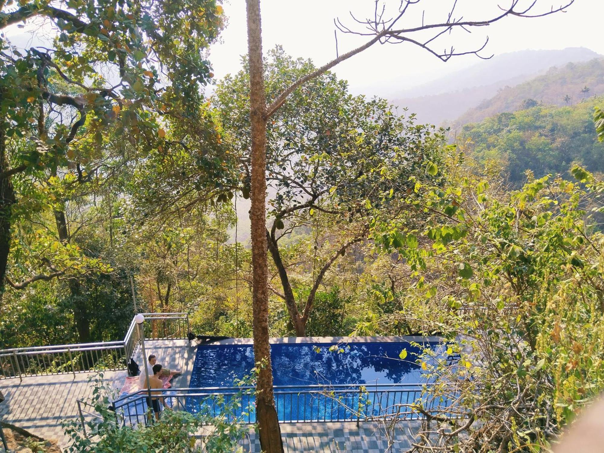 Sunset Valley Kerala Pool Resort - Serene Natural Forest Cottage Stay In Idukki With Sunrise & Sunset Panoramas, Natural Streams & Tranquil Summer Evenings Pirmed Bagian luar foto