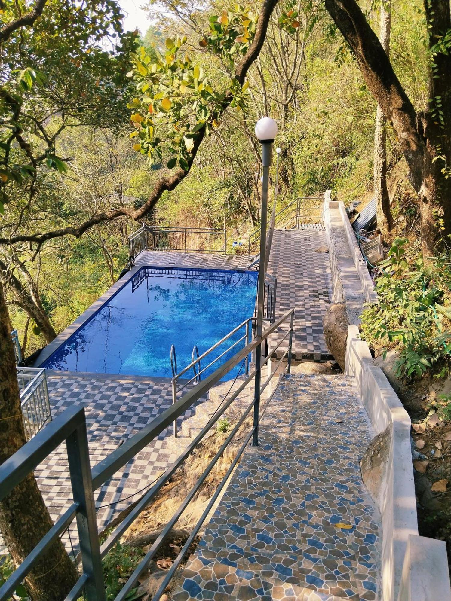 Sunset Valley Kerala Pool Resort - Serene Natural Forest Cottage Stay In Idukki With Sunrise & Sunset Panoramas, Natural Streams & Tranquil Summer Evenings Pirmed Bagian luar foto